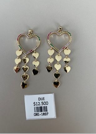 Dije Corazón con Cascadas de Corazones y Piedras de Color