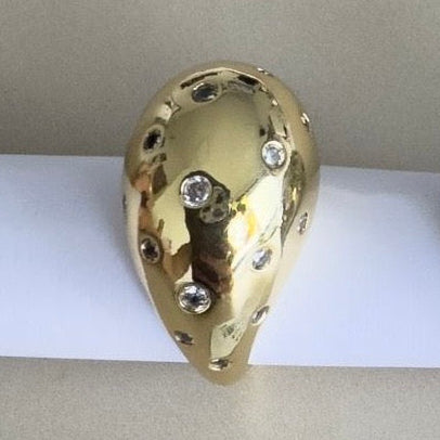 Anillo de Gota Abombado con Microcircones Incrustados