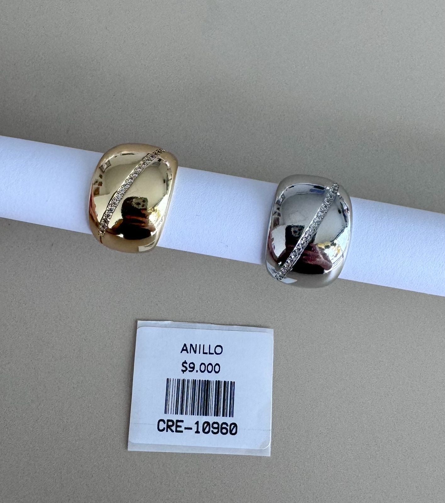 Anillo Ancho Diseño Geométrico con Cristales