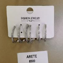 Aretes de Argolla Ovalada con Microcircones