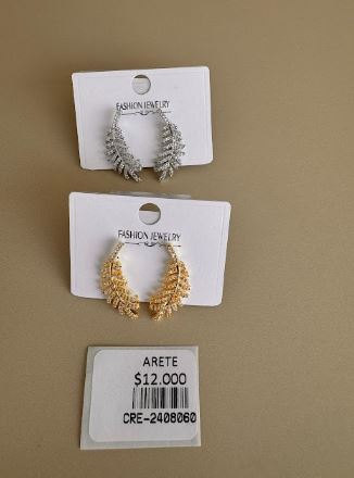 Arete Hoja Texturizada con Circones