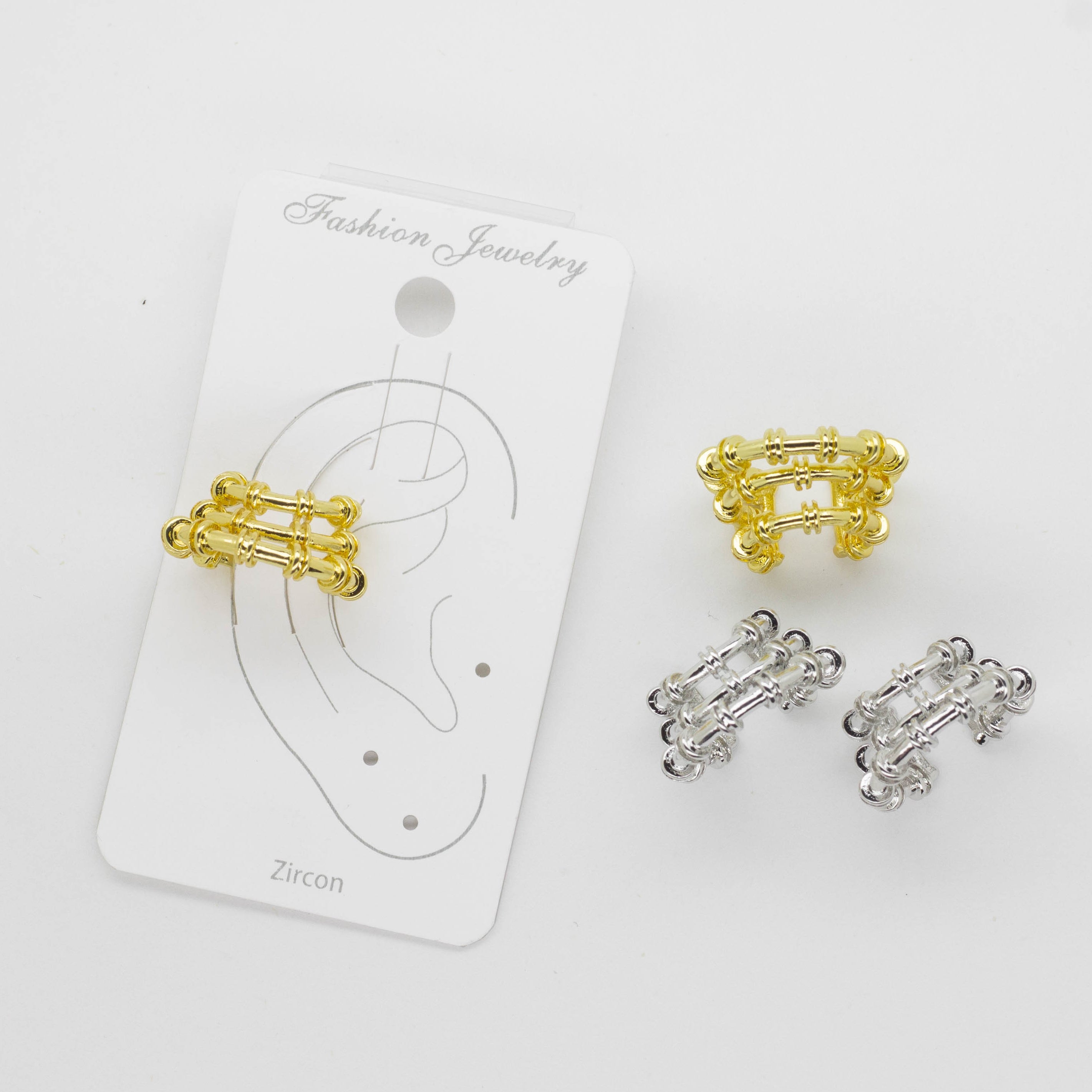 Ear Cuff Triple de Diseño Tubular