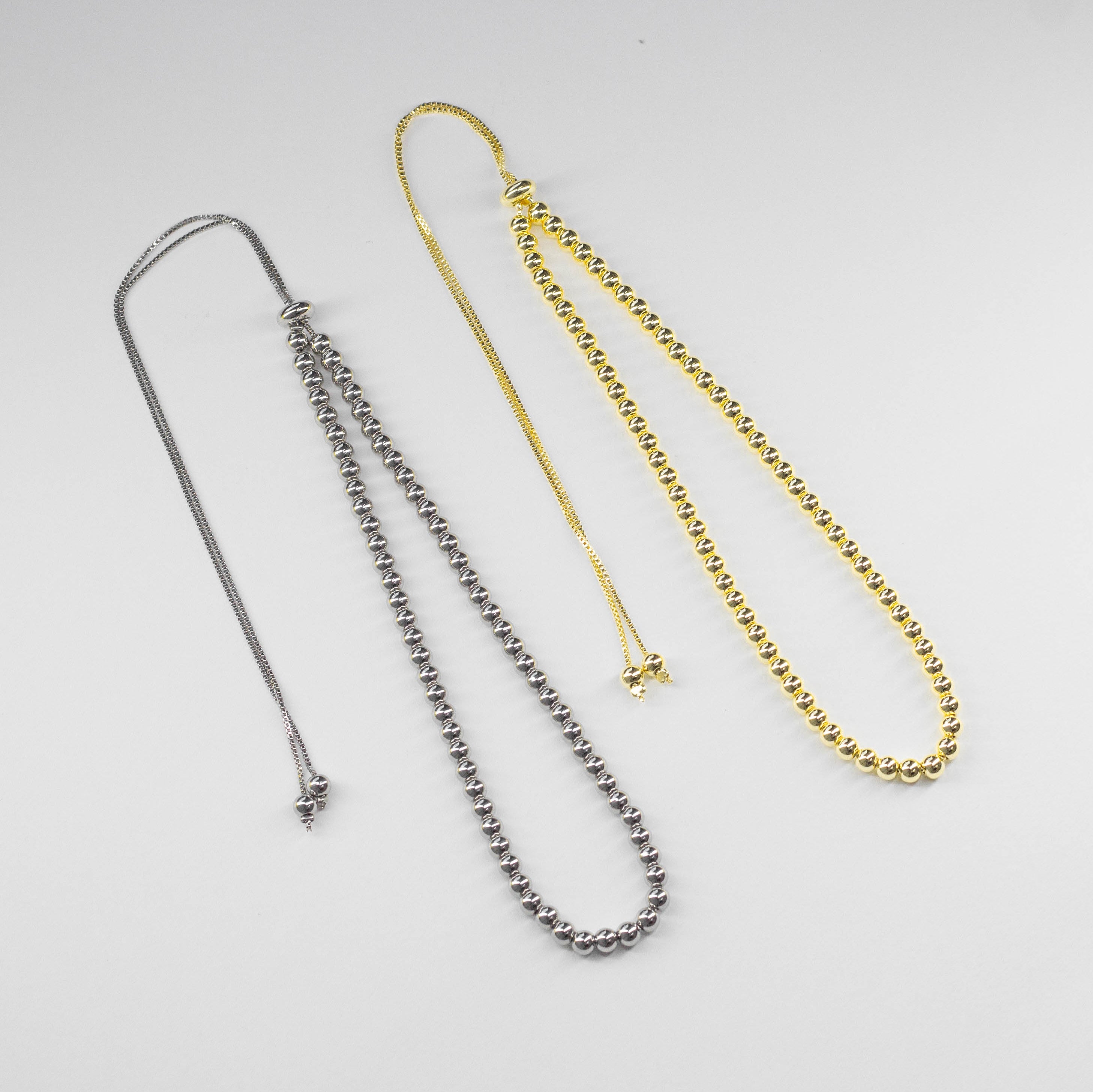 Collar Largo Ajustable con Esferas Metálicas