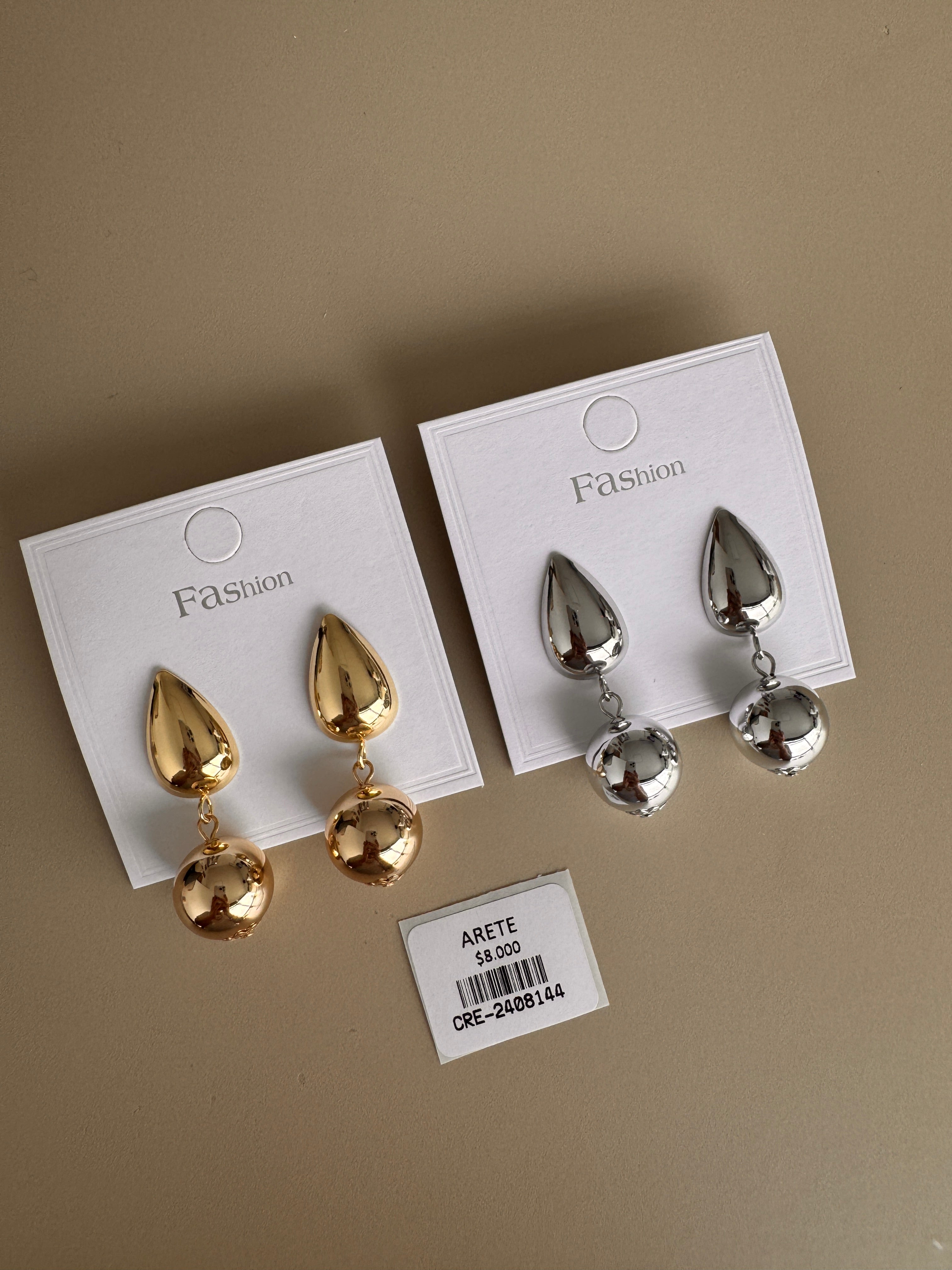 Aretes Colgantes Gota y Esfera Lisos