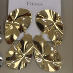 Aretes Colgantes Lisos con Relieve