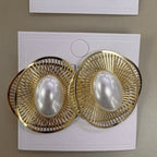 Aretes Circulares Calados con Centro Perlado
