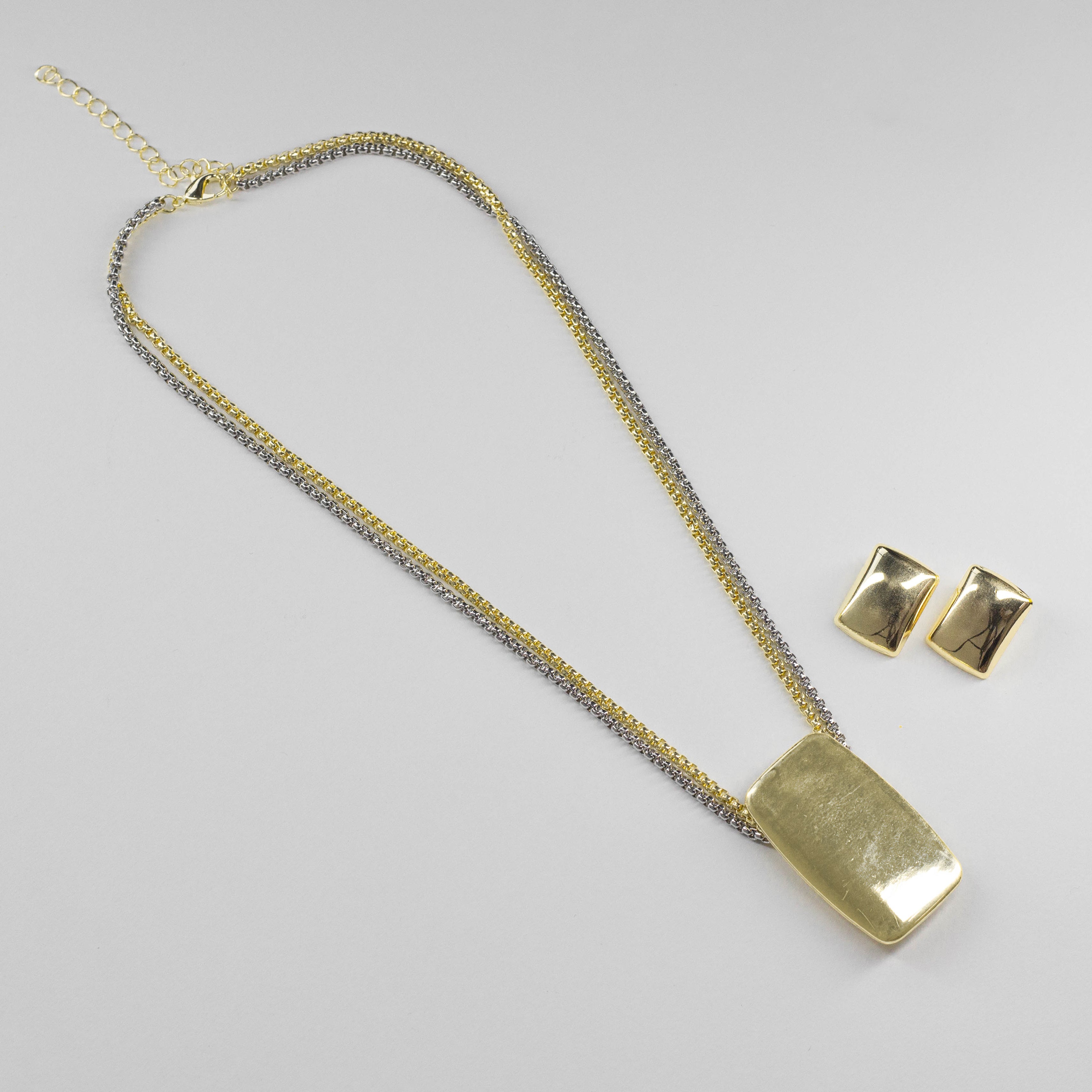 Juego de Collar Doble y Topos Rectangulares