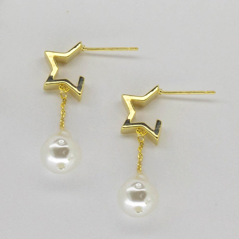 Arete Estrella con Perla Colgante