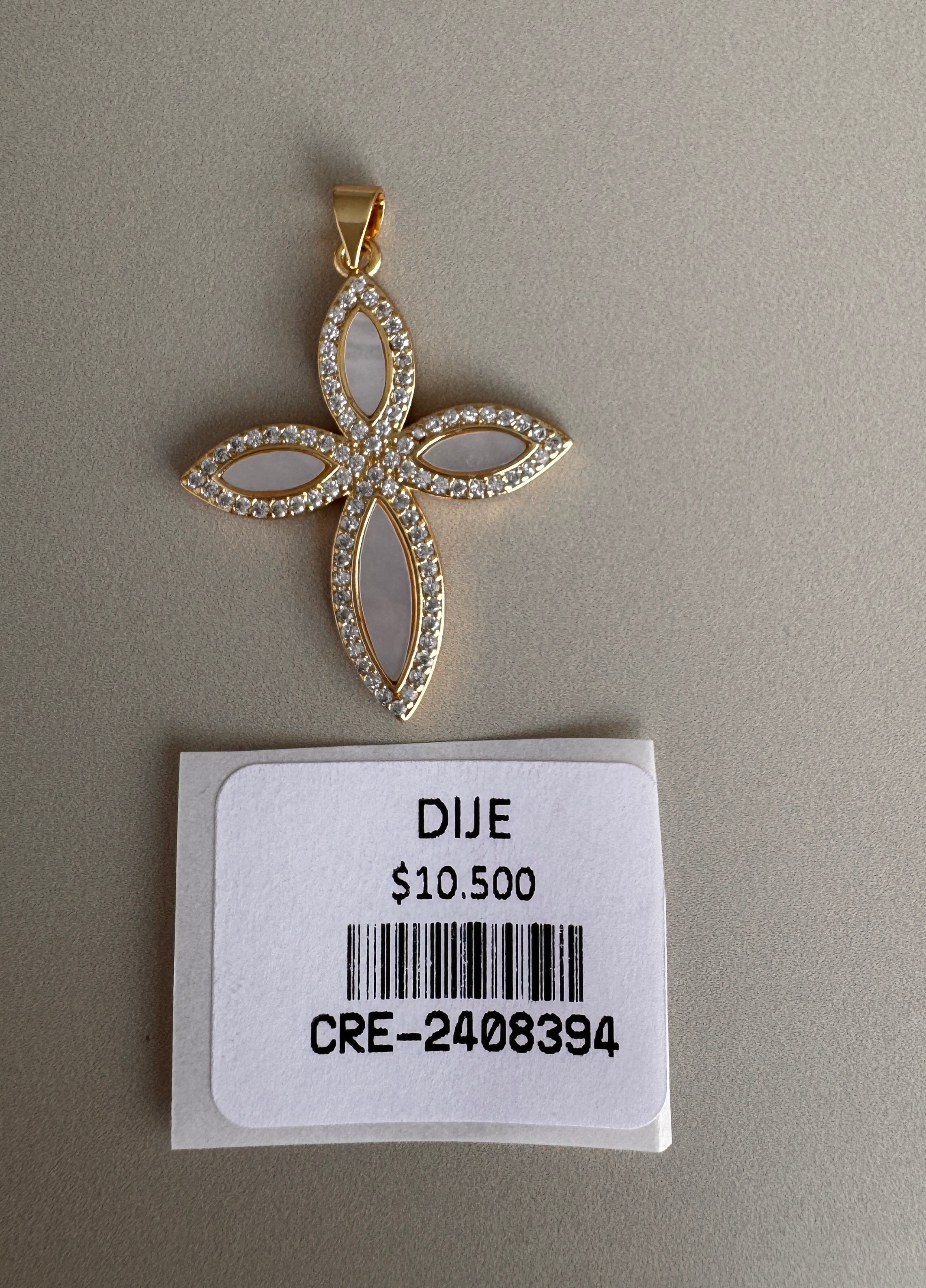 Dije Cruz Floral Ornamental con Piedras