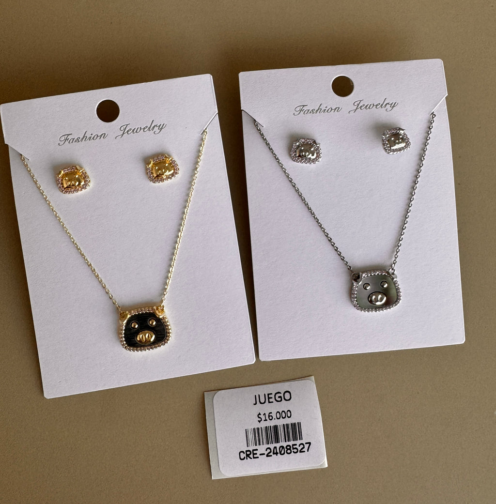 Set de Collar y Aretes con Dije de Oso y Borde Brillante