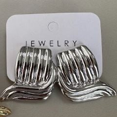 Aretes Texturizados con Relieve