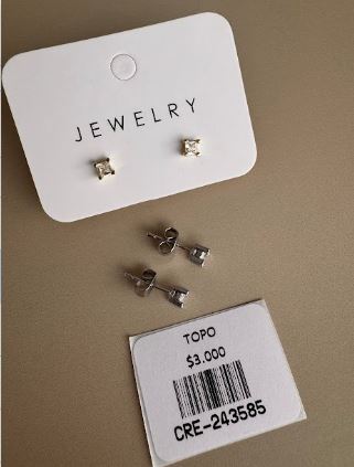 Aretes Topo Cuadrados con Piedra Central