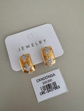 Aretes Tipo Candonga Ancha Cepillada con Flor de Circones