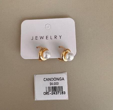 Aretes Tipo Candonga Dorados con Perla Esférica