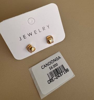 Aretes Tipo Candonga con Línea Central de Piedras