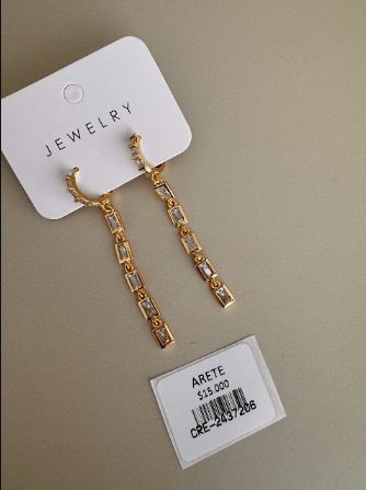 Aretes Largos con Eslabones Rectangulares