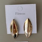 Arete forma de Hoja con Relieve