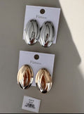 Aretes Ovalados con Relieve en el centro