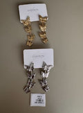 Arete Mariposas Colgantes con Relieves en sus Alas