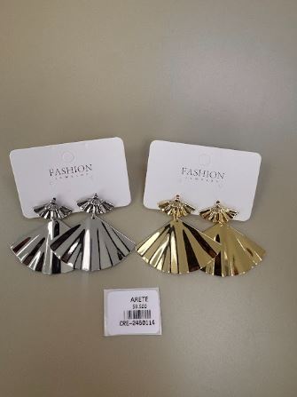 Aretes Abanico Brillante con Relieve