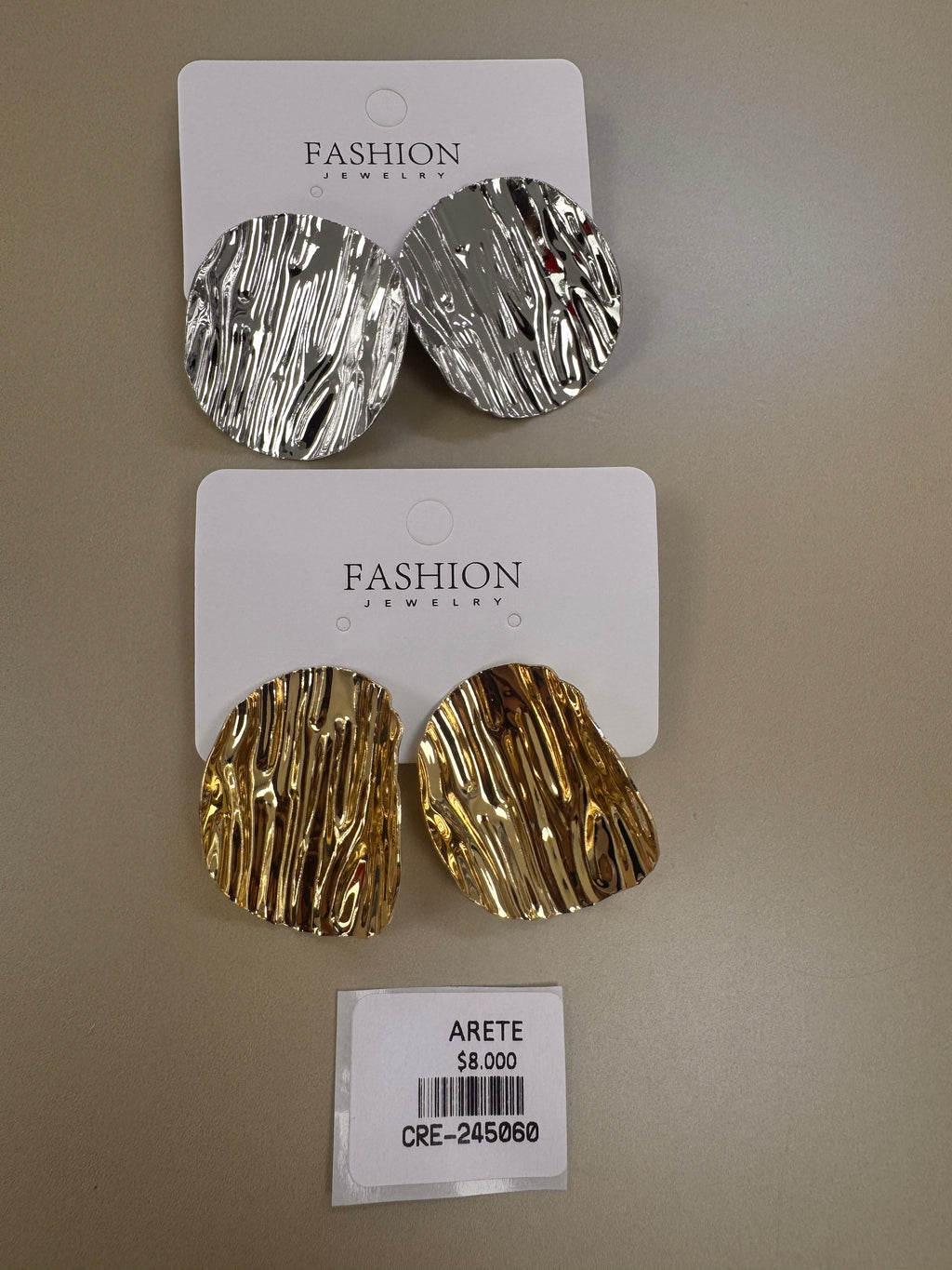 Aretes Texturizados curvo