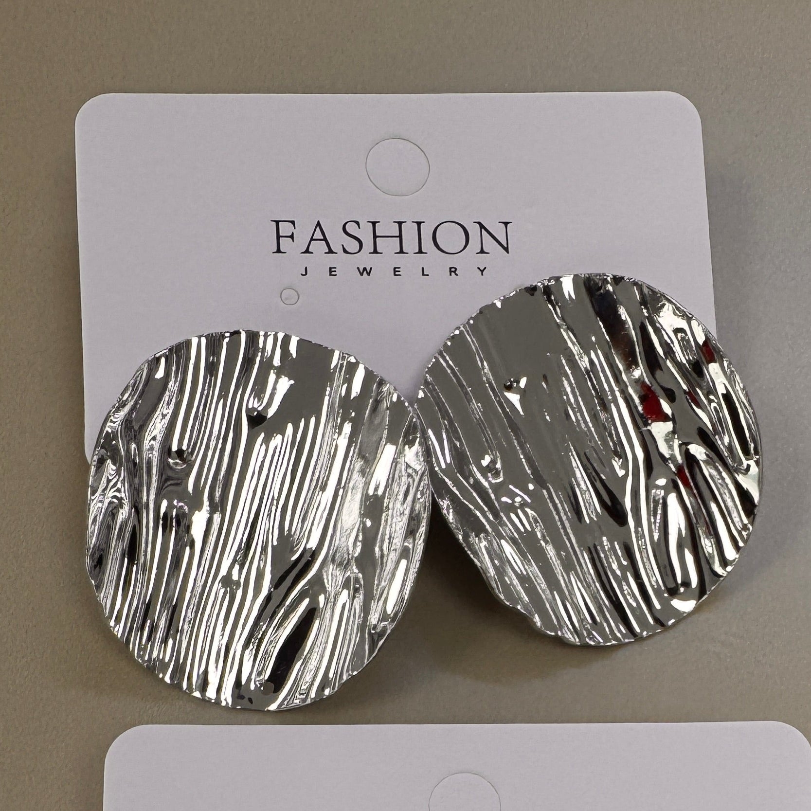 Aretes Texturizados curvo