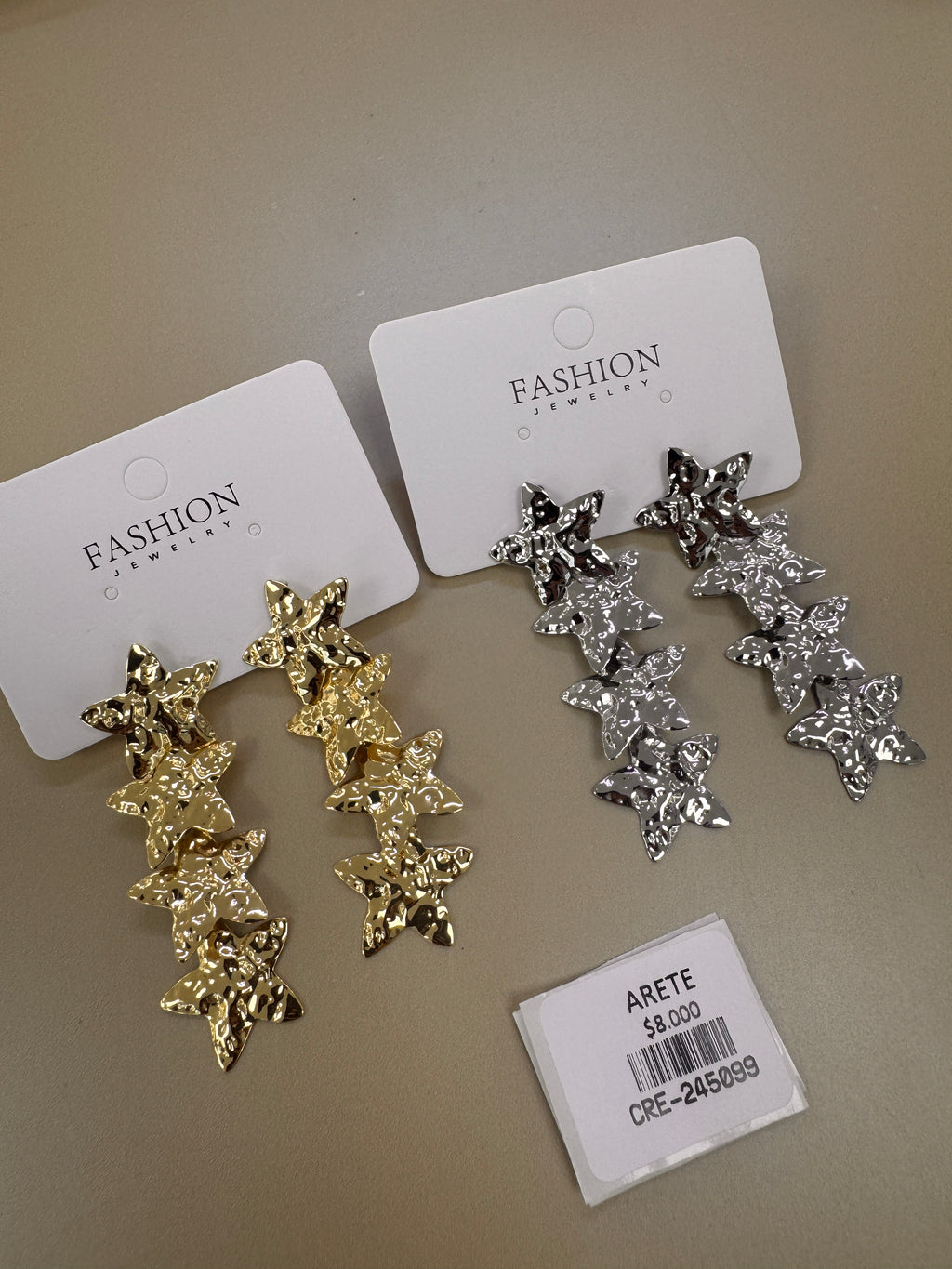 Aretes Colgantes Estrellas Texturizadas