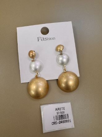 Aretes Doble Esfera Dorado y Perla Nácar