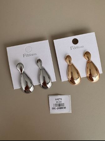 Aretes Gota Doble con Acabado Brillante