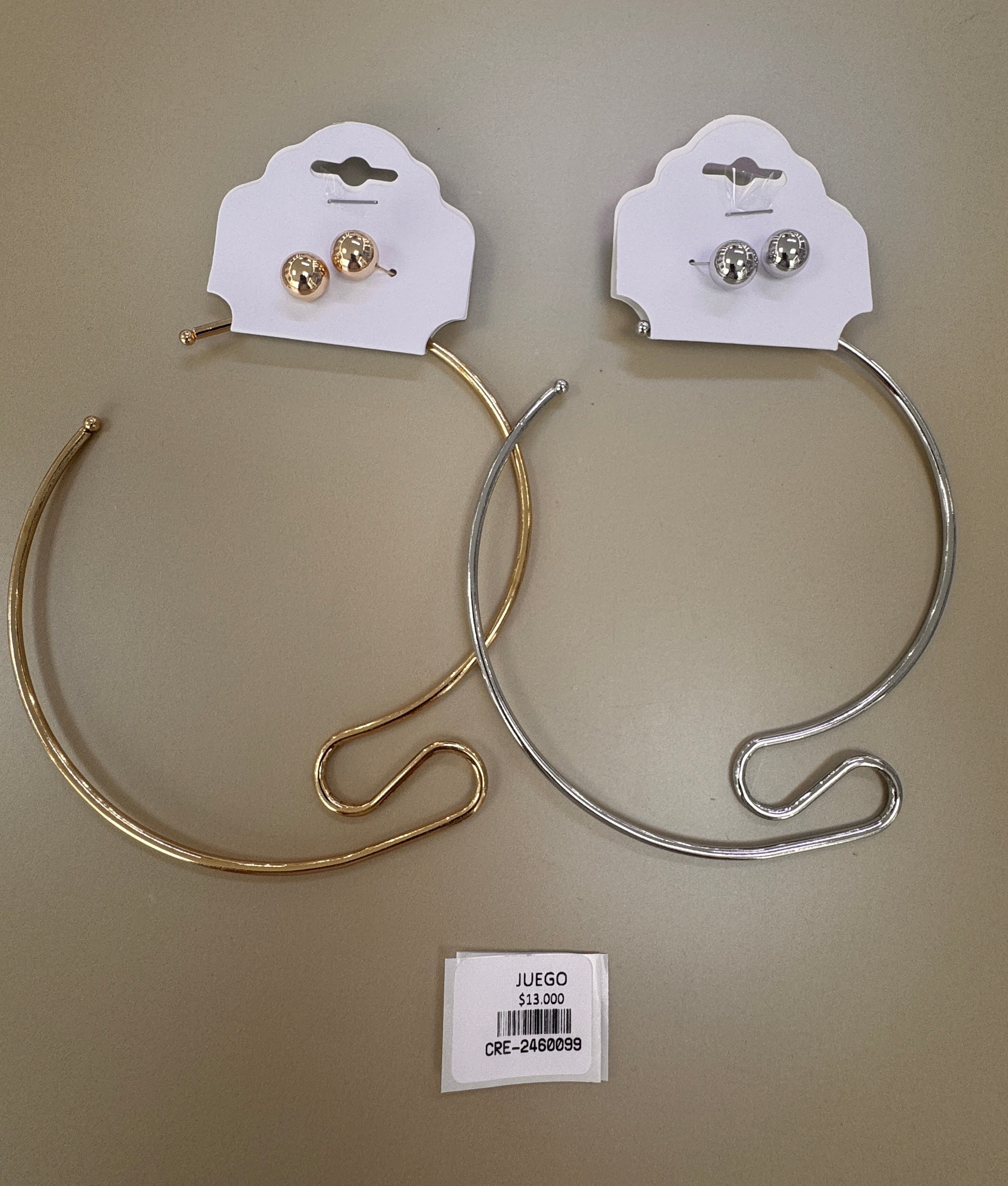 Juego de Aretes de Aro Abierto y Esfera