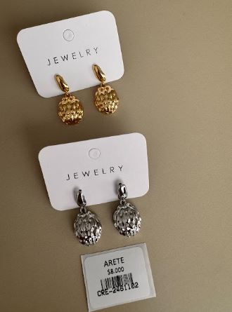 Aretes Colgantes Ovalados Texturizados