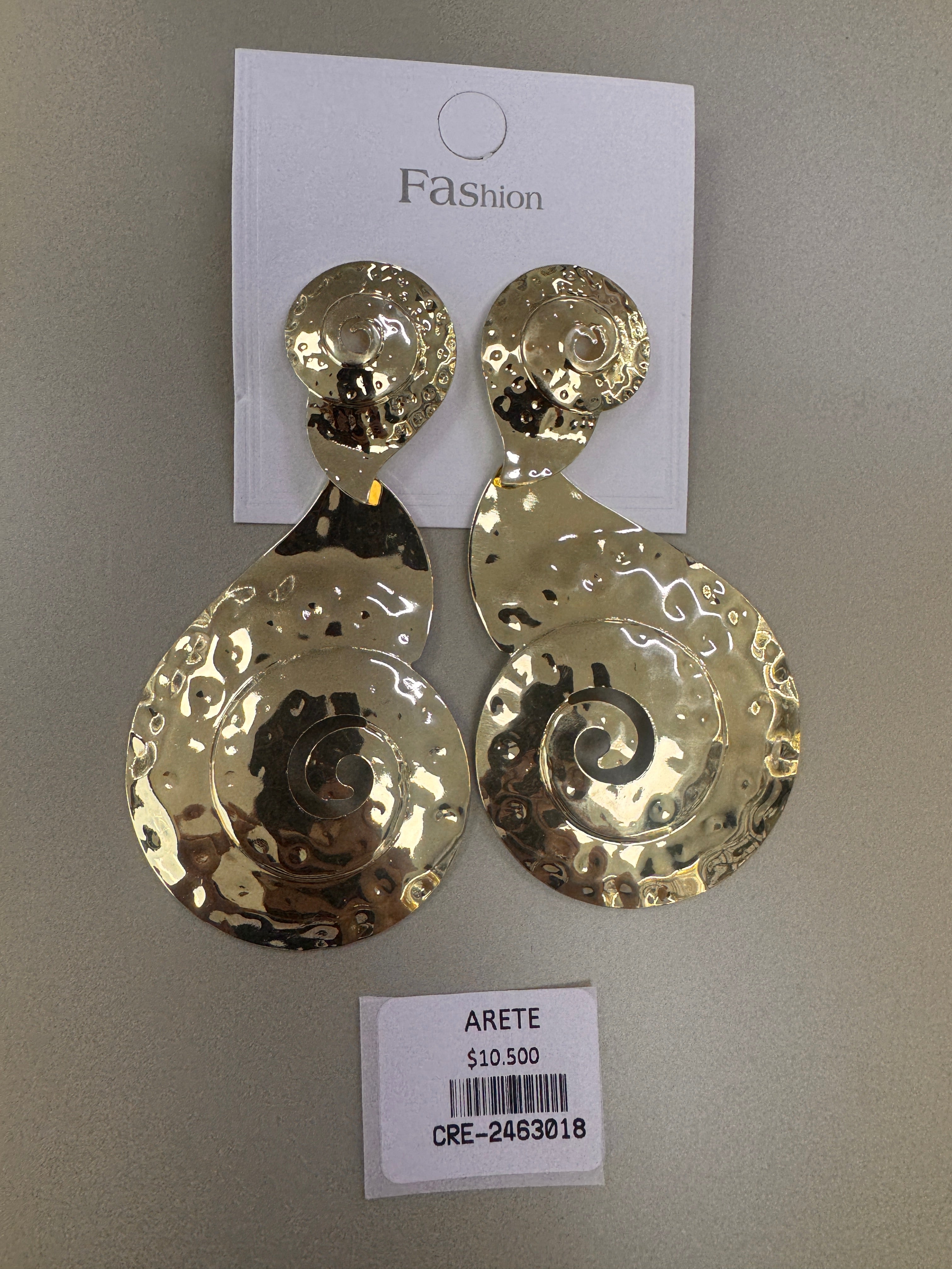 Aretes Colgantes Espiral con Textura Martillada