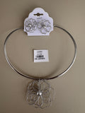 Juego de Collar y Aretes con Flores Texturizadas