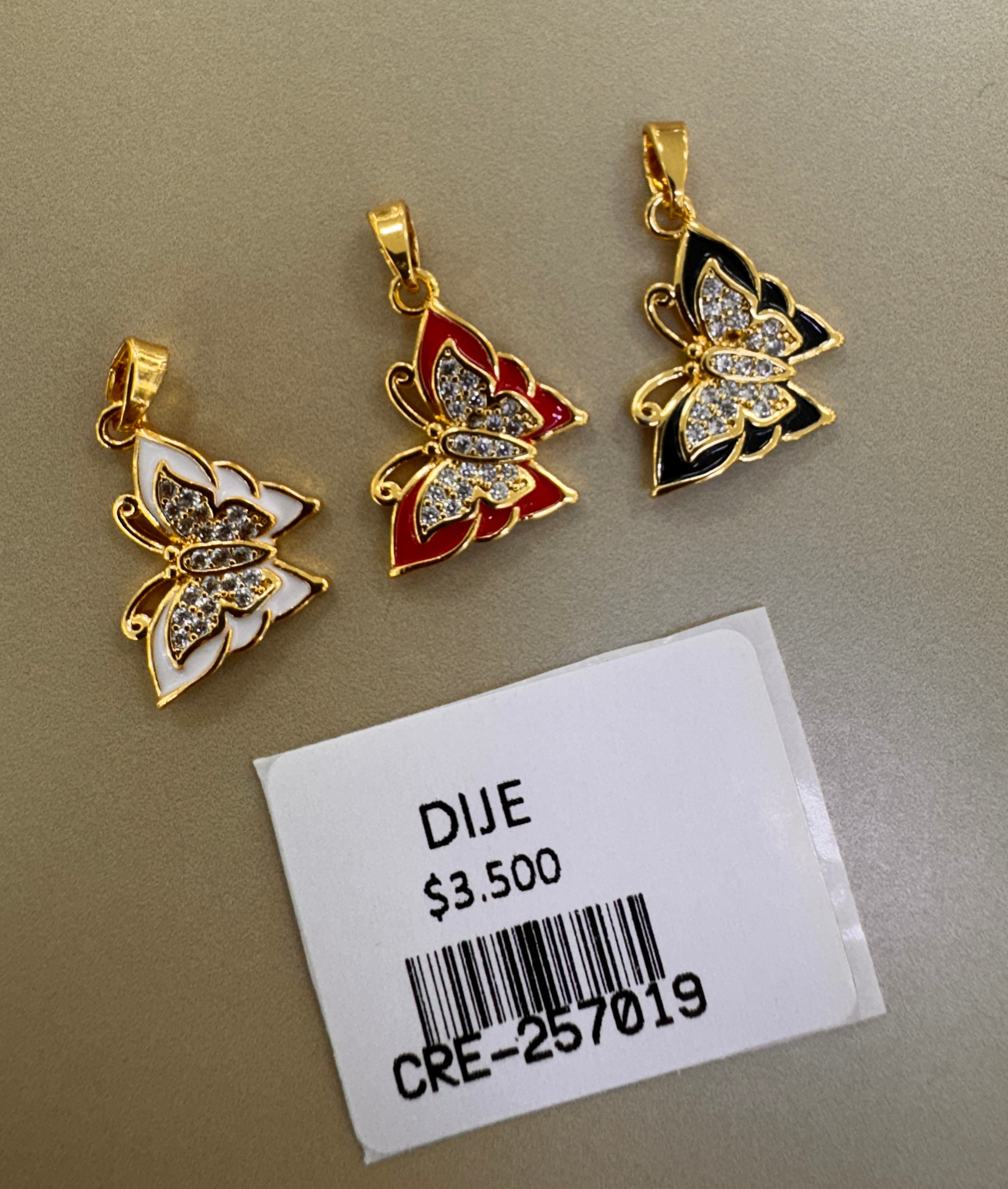 Dije Mariposa con Piedras y Detalles Esmaltados