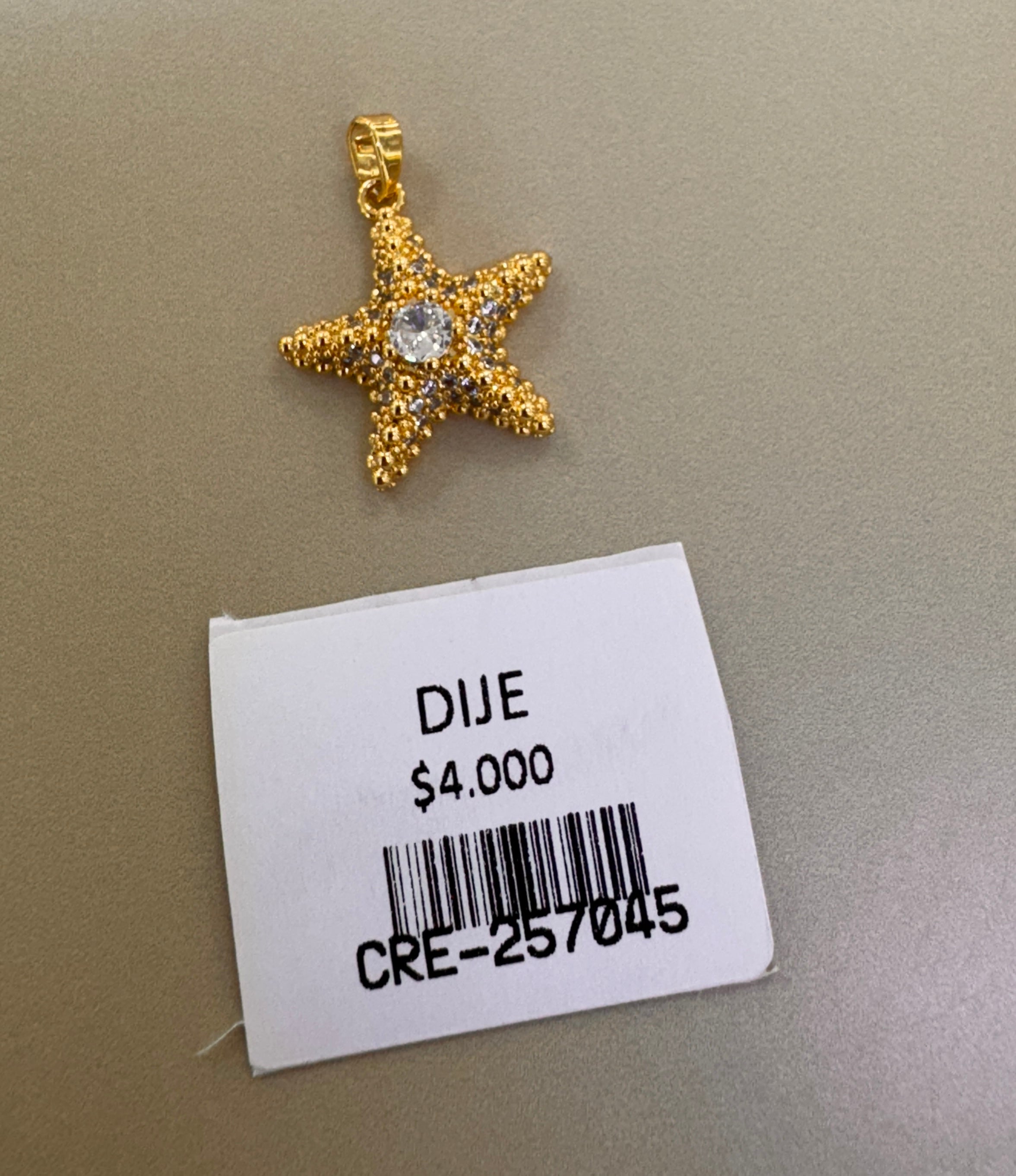Dije de Estrella de Mar con Brillo Central
