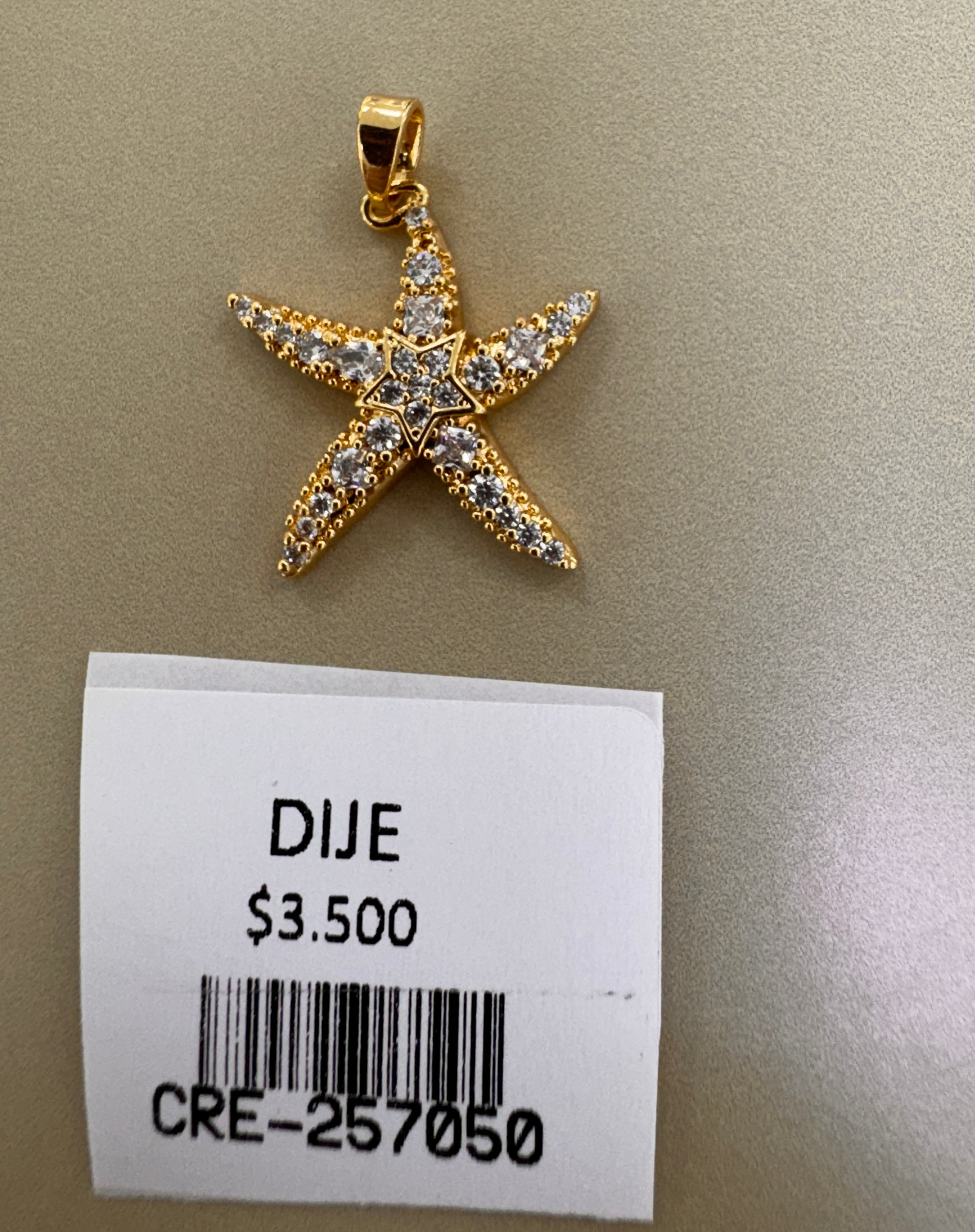 Dije Estrella de Mar con Piedras Brillantes