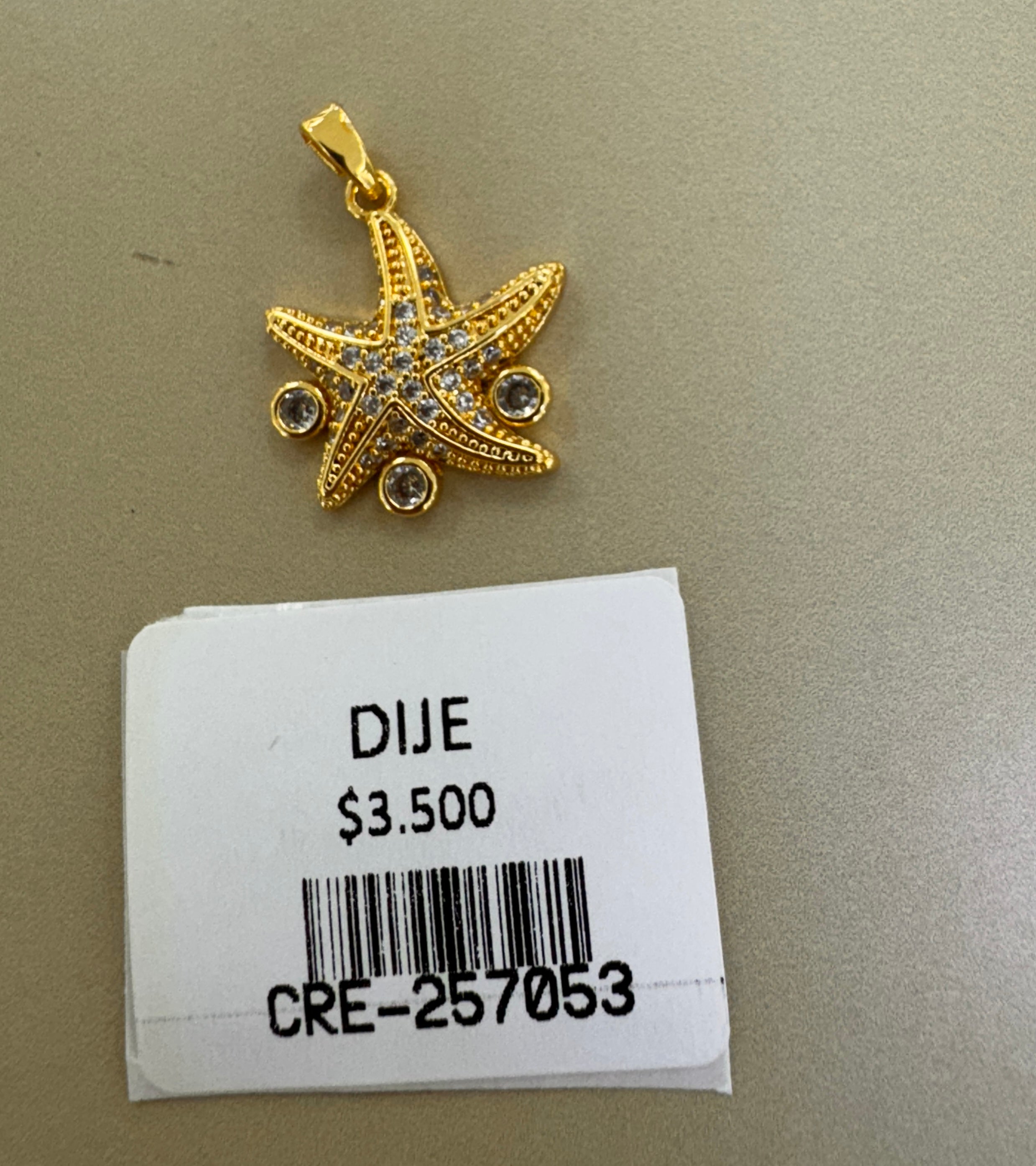 Dije de Estrella de Mar Dorado