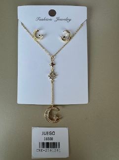 Juego Collar y Aretes Luna y Estrellas Dorado