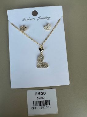 Juego Collar y Aretes Luna y Estrellas Dorado