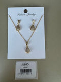 Juego Collar y Aretes Gota Brillante Dorado
