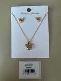 Juego Collar y Aretes Figura Redondeada Color Dorado