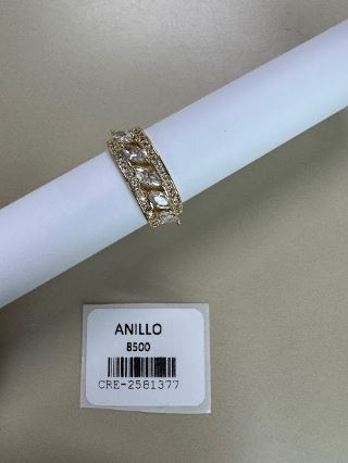 Anillo con Cristales Marquesa y Pavé
