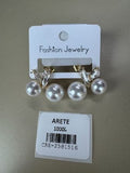 Aretes Perlas y Corazón con Circon