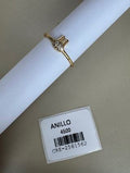 Anillo Fino con Detalle Central Brillante