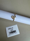 Anillo Diseño Espiral con Detalle Brillante
