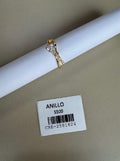 Anillo con diseño de lazo y piedra central