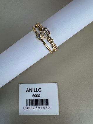 Anillo Doble con Cadena y Detalle de Piedras Brillantes