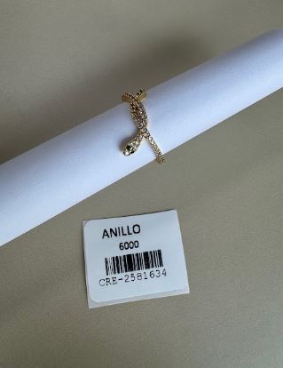 Anillo Abierto con Diseño de Serpiente y Cristales