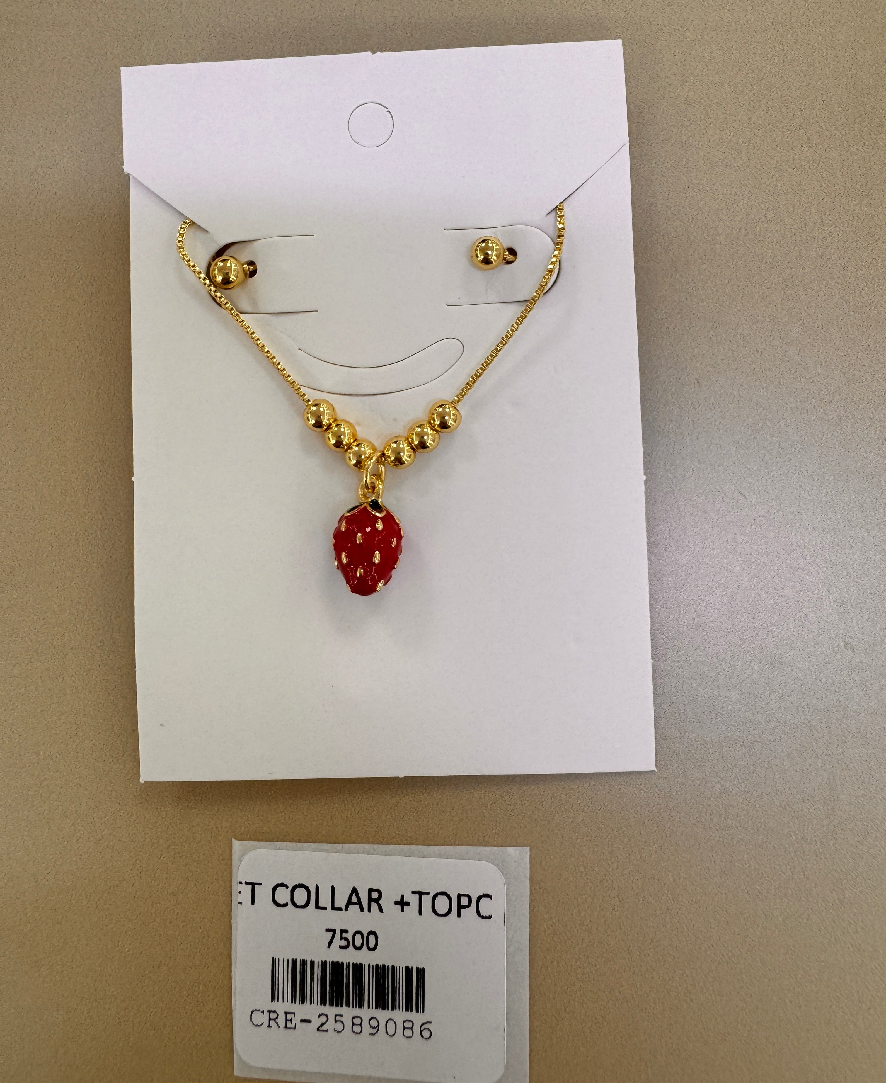 Juego de Collar y Aretes con Dije Rojo