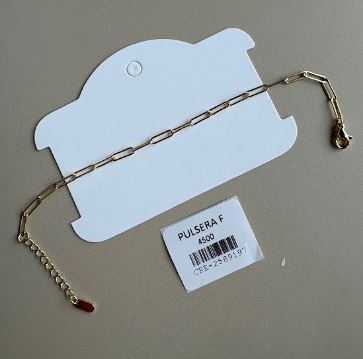 Pulsera de cadena eslabón alargado en tono dorado